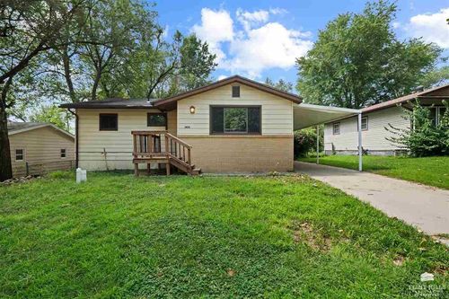 1405 W 17th St, Junction City, KS, 66441-1864 | Card Image