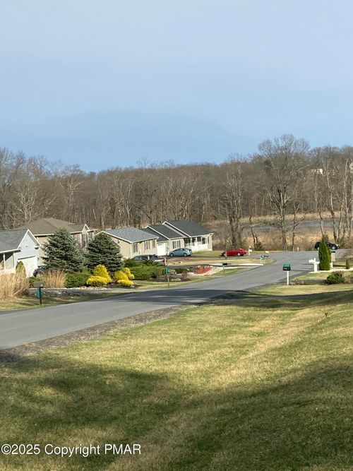108 Michaels Run, Stroudsburg, PA, 18360-7539 | Card Image