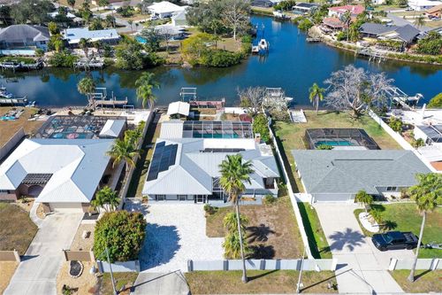 619 Albee Farm Rd N, NOKOMIS, FL, 34275-2409 | Card Image