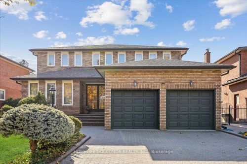 17 Dowling Cir, Markham, ON, L3R8R5 | Card Image