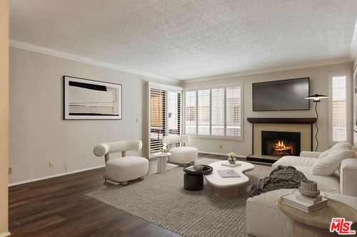 203-4641 Fulton Ave, Sherman Oaks, CA, 91423-4339 | Card Image