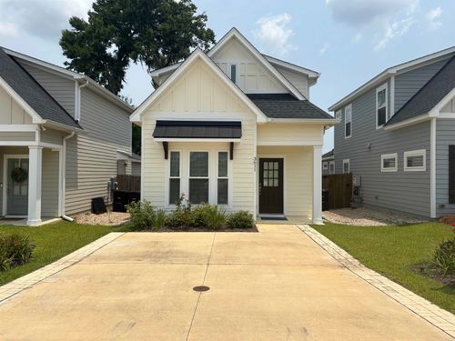 3611 Meadow Vista Ln, TALLAHASSEE, FL, 32308-5792 | Card Image