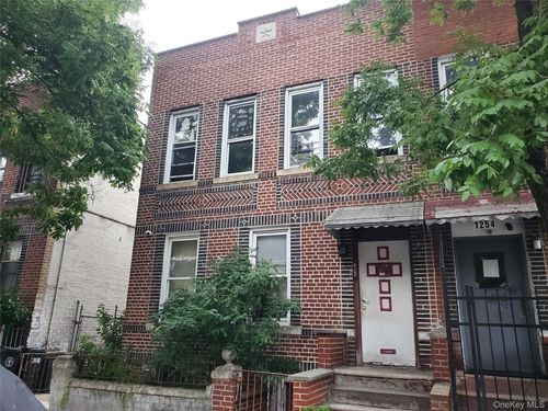1256 Noble Ave, Bronx, NY, 10472-2808 | Card Image