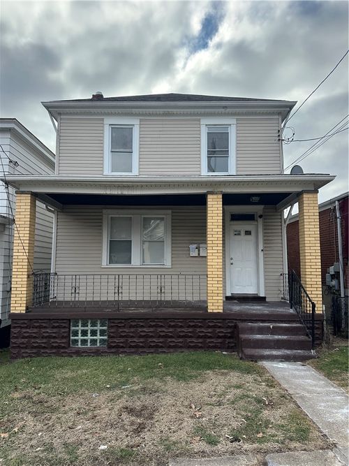 1131 12th St, Mc Kees Rocks, PA, 15136-2375 | Card Image