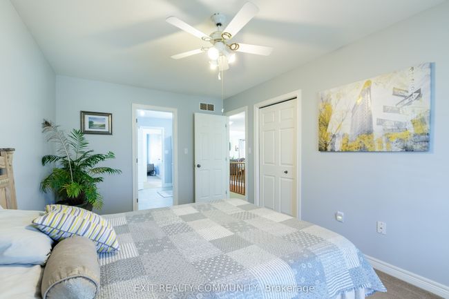 4369 Sixth St, House other with 4 bedrooms, 2 bathrooms and 2 parking in Petrolia ON | Image 11