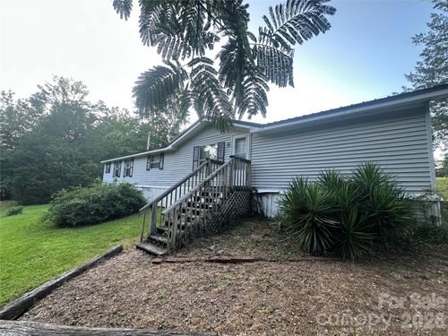 69 Woodmont Dr, Nebo, NC, 28761-6821 | Card Image