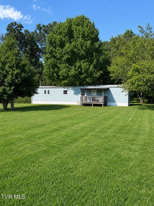 104 Teresa Rd, Johnson City, TN, 37615-2742 | Card Image