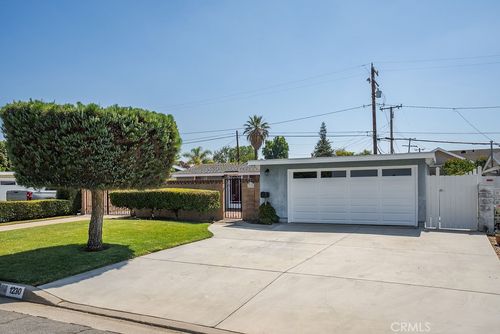 1230 N Aldenville Ave, Covina, CA, 91722-1526 | Card Image
