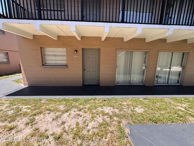 102 - 1715 Dixon Blvd, Condo with 2 bedrooms, 1 bathrooms and null parking in Cocoa FL | Image 4