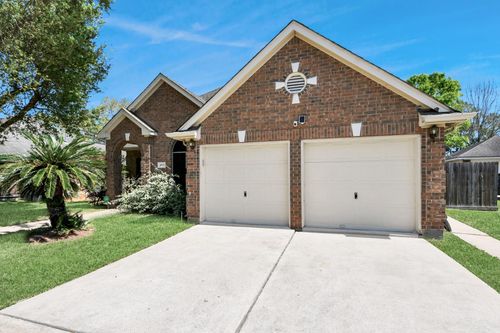 4607 Twin Elm Dr, Fresno, TX, 77545-9537 | Card Image