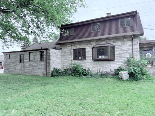 2214 15th Ave, SOUTH MILWAUKEE, WI, 53172-2432 | Card Image