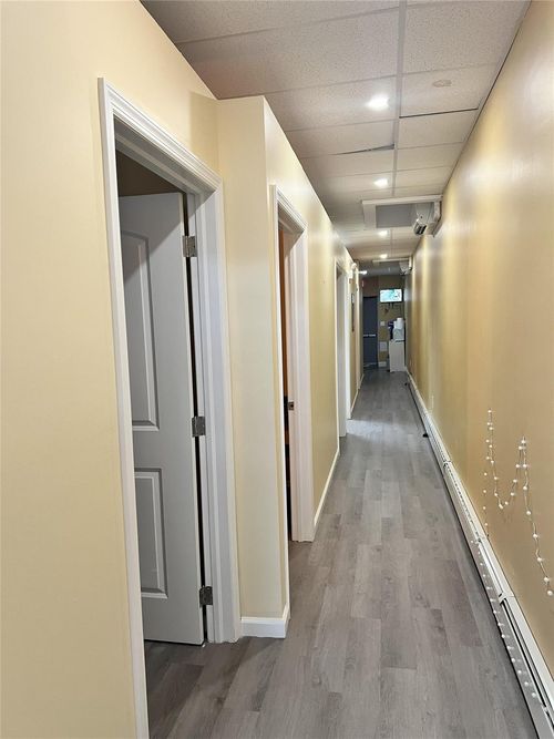 1462 Nepperhan Ave, Yonkers, NY, 10703-1062 | Card Image