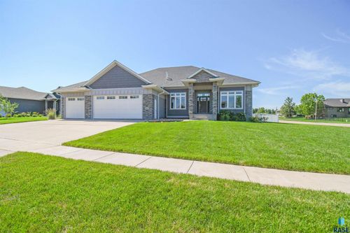 9209 W Dragonfly Dr, Sioux Falls, SD, 57107-3012 | Card Image