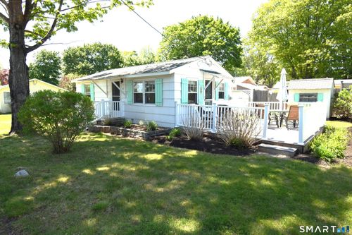 50 East St, Madison, CT, 06443-3462 | Card Image