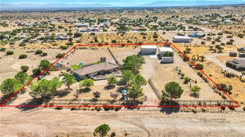 9457 Avalon Rd, Pinon Hills, CA, 92372 | Card Image