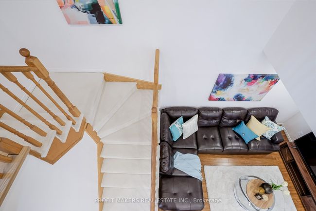 64 Tiller Trail, House attached with 3 bedrooms, 3 bathrooms and 2 parking in Brampton ON | Image 17