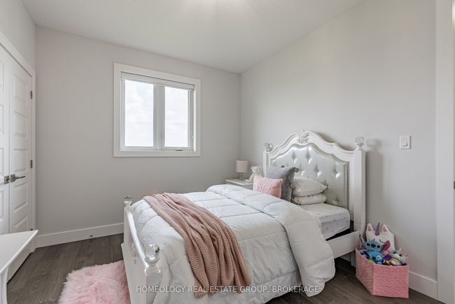 6572 Calvert Dr, House other with 5 bedrooms, 3 bathrooms and 4 parking in Strathroy ON | Image 5