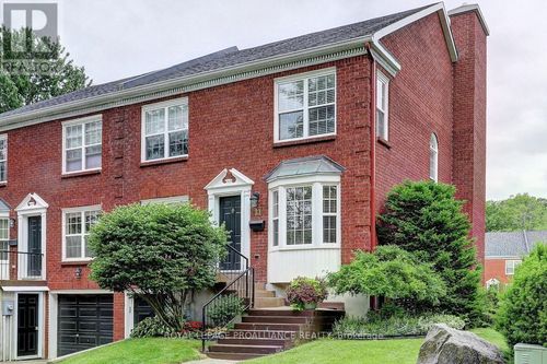 11 Country Club Pl, Brockville, ON, K6V6T7 | Card Image