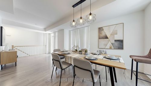 h212-90 Canon Jackson Dr, York, ON, M6M0C1 | Card Image