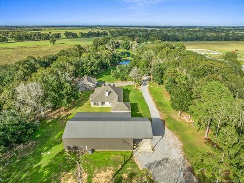 19287 Dama Landry Rd, Jennings, LA, 70546-8320 | Card Image