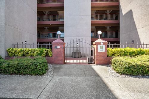 205-1902 S Bridgeport Way W, University Place, WA, 98466 | Card Image