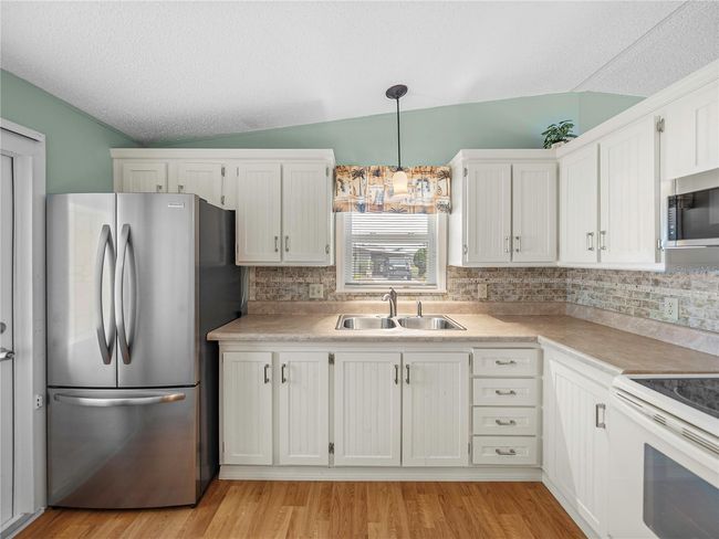 3907 William Hume Dr, House other with 2 bedrooms, 2 bathrooms and null parking in ZEPHYRHILLS FL | Image 15