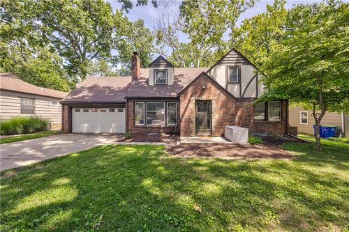 6913 Dearborn St, Overland Park, KS, 66204-1532 | Card Image