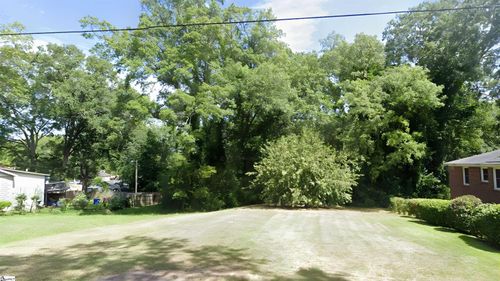 219 Beadle Ave, Greenwood, SC, 29646-2979 | Card Image