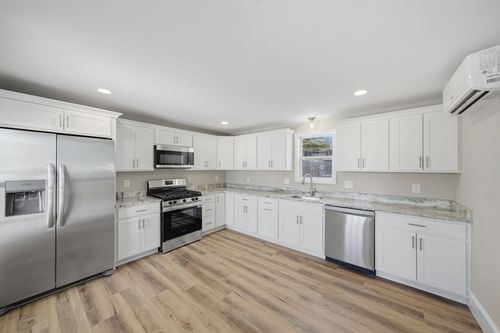 129 Marianna St, Lynn, MA, 01902-1613 | Card Image