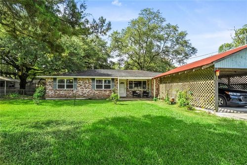 215 Pecan St, Ponchatoula, LA, 70454-2821 | Card Image