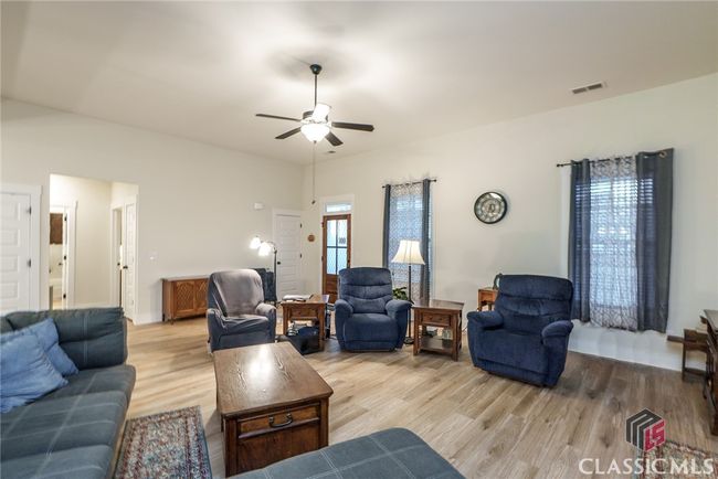5761 W Dixie Hwy, House other with 4 bedrooms, 3 bathrooms and 4 parking in Rutledge GA | Image 9