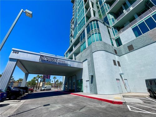 402-360 E Desert Inn Rd, Las Vegas, NV, 89109-9005 | Card Image