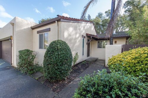 908 Shady Oak Dr, Santa Rosa, CA, 95404-2756 | Card Image