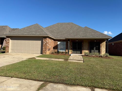 927 Frisky Dr, Brandon, MS, 39047-7069 | Card Image