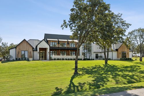 200 Dan Russell Bnd, Weatherford, TX, 76087-1611 | Card Image