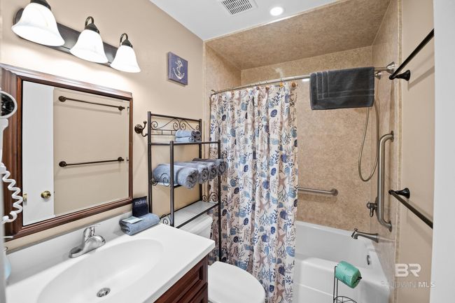 Bathroom | Image 24