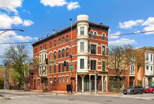 4-958 W Willow St, Chicago, IL, 60614-7899 | Card Image