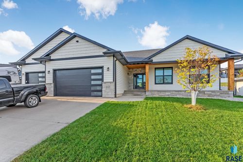 1625 W Burton Dr Drive, Brandon, SD, 57005 | Card Image