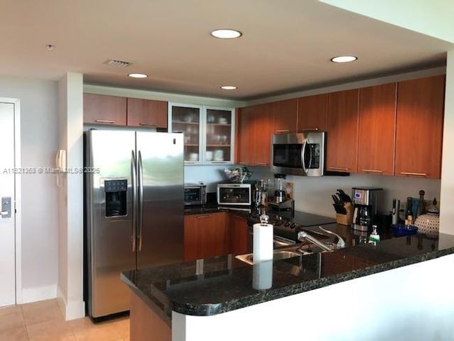 APT-503 - 2021 Sw 3 Rd Ave, Condo with 1 bedrooms, 1 bathrooms and null parking in Miami FL | Image 4