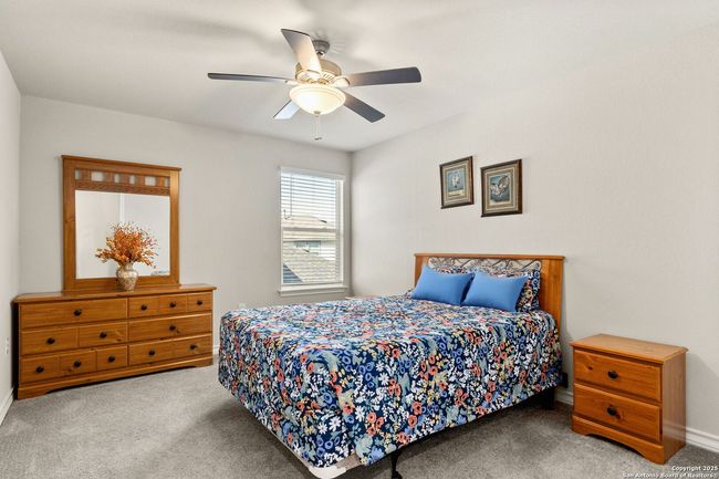 5603 Chestnut Xing, House other with 5 bedrooms, 3 bathrooms and null parking in San Antonio TX | Image 23