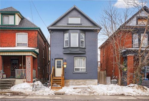 792 Cannon St E, Hamilton, ON, L8L2H2 | Card Image