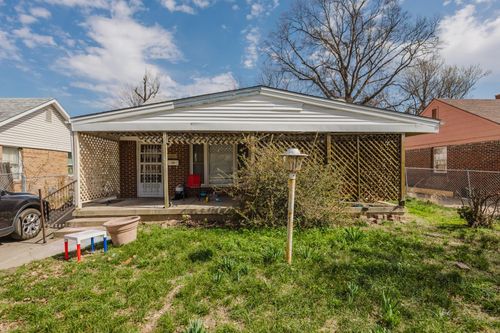 2022 N Madison Ave, Wichita, KS, 67214-1951 | Card Image