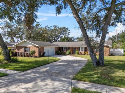 1021 Newport Avenue, House other with 3 bedrooms, 2 bathrooms and null parking in Lakeland FL | Image 1