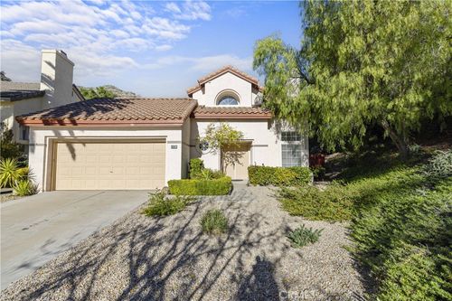 30041 Sunridge Pl, Canyon Country, CA, 91387-1500 | Card Image