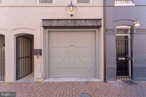 1313 Linden Ct Ne, WASHINGTON, DC, 20002-4429 | Card Image