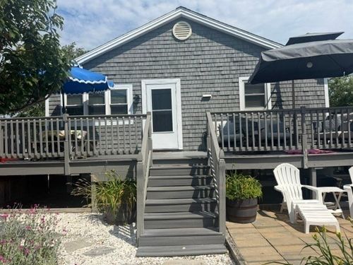 5 51st St, Newburyport, MA, 01951-1415 | Card Image