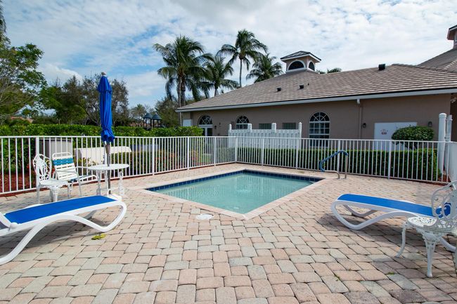 8285 Fresh Crk, Condo with 2 bedrooms, 2 bathrooms and null parking in West Palm Beach FL | Image 25
