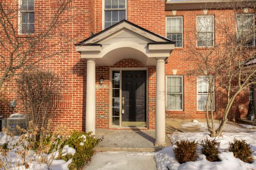 5788 Hampshire Ln, Ypsilanti, MI, 48197-3200 | Card Image