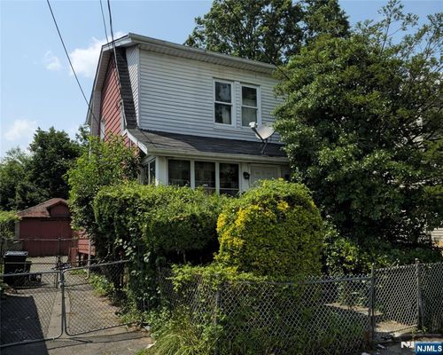 199 Sunset Ave, Newark, NJ, 07106-2630 | Card Image