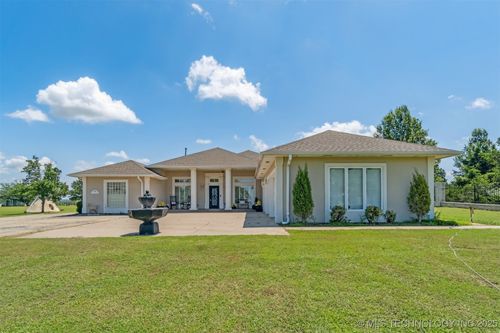 940 Lou Allard Dr, Drumright, OK, 74030-5603 | Card Image